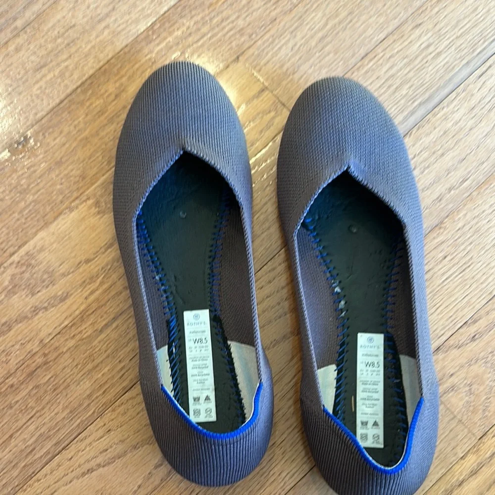 Rothys Rothy’s Gray Flats Minimalist Design - Picture 2 of 6